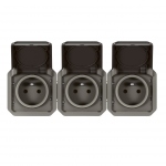 Prise de courant - 3 x 2P+T - Horizontale - Anthracite - Composable - Legrand Plexo 069844L