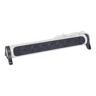 Bloc multiprise - 6 x 2P+T - Avec mini disjoncteur - 1.5 M�tre - Blanc / Noir - Legrand 049441