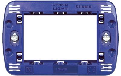 Support � vis 3 modules Bticino Living Light