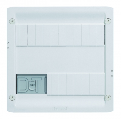 Coffret Multim�dia - Basique - Avec brassage - 8 x RJ45 - Legrand 413219