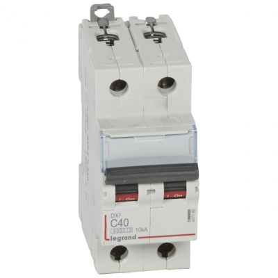 Disjoncteur 40A 10kA phase neutre courbe C Legrand DX3 Vis / Vis