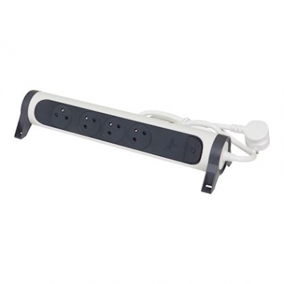 Bloc multiprise - 4 x 2P+T - Avec mini disjoncteur - 1.5 M�tre - Blanc / Noir - Legrand 049440
